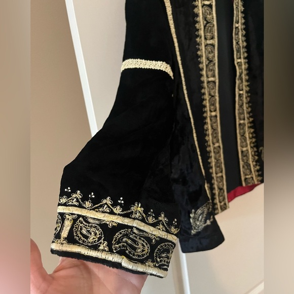 Soft surroundings Elegant Black and Gold Women's Jacket Size Small Runs Large - Picture 9 of 16